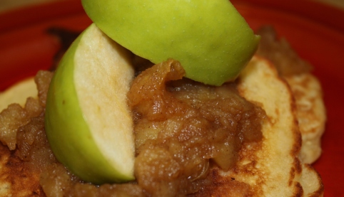 Oatmeal Pancakes with Applesauce